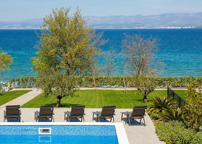 Villa Hadrie Luxury And Rova C *